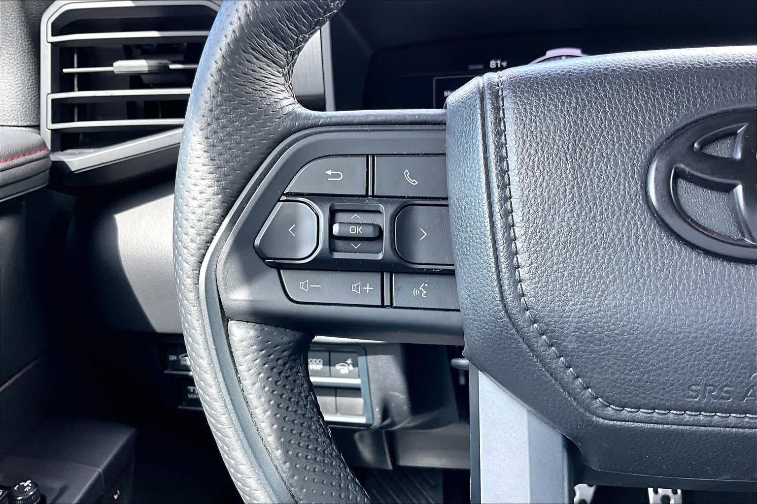 2025 Toyota Sequoia photo 24 of 37