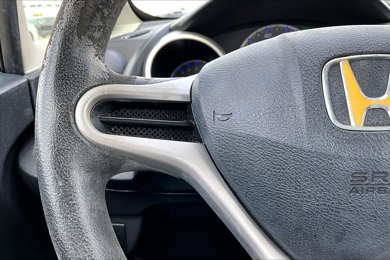 2013 Honda Fit photo 20 of 32