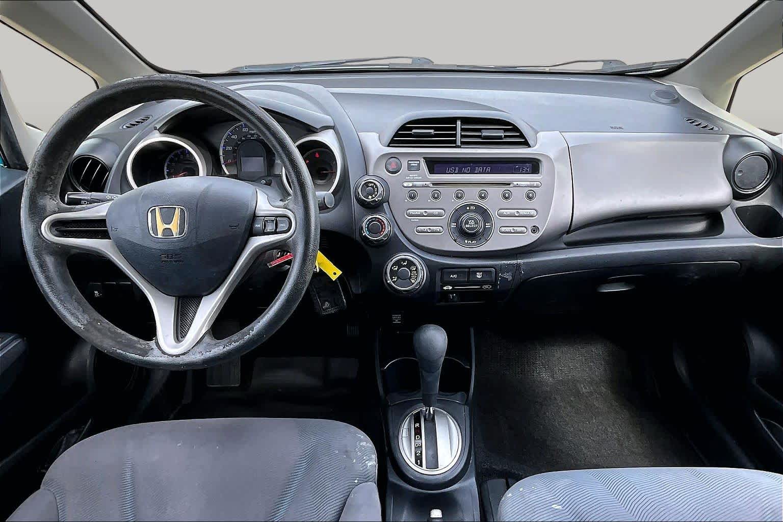 2013 Honda Fit photo 12 of 32