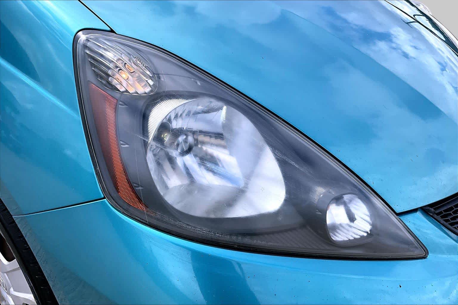 2013 Honda Fit photo 23 of 32