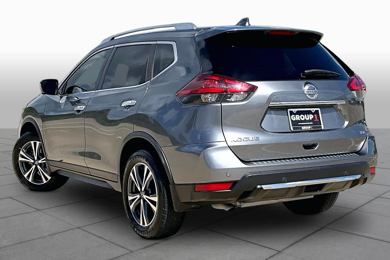 2019 Nissan Rogue SV Gun Metallic at Sterling McCall Nissan