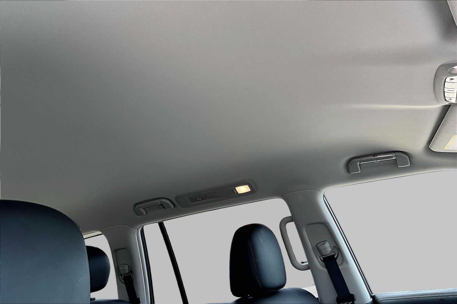2024 Nissan Armada SV Brilliant Silver Metallic at AutoNation USA Houston