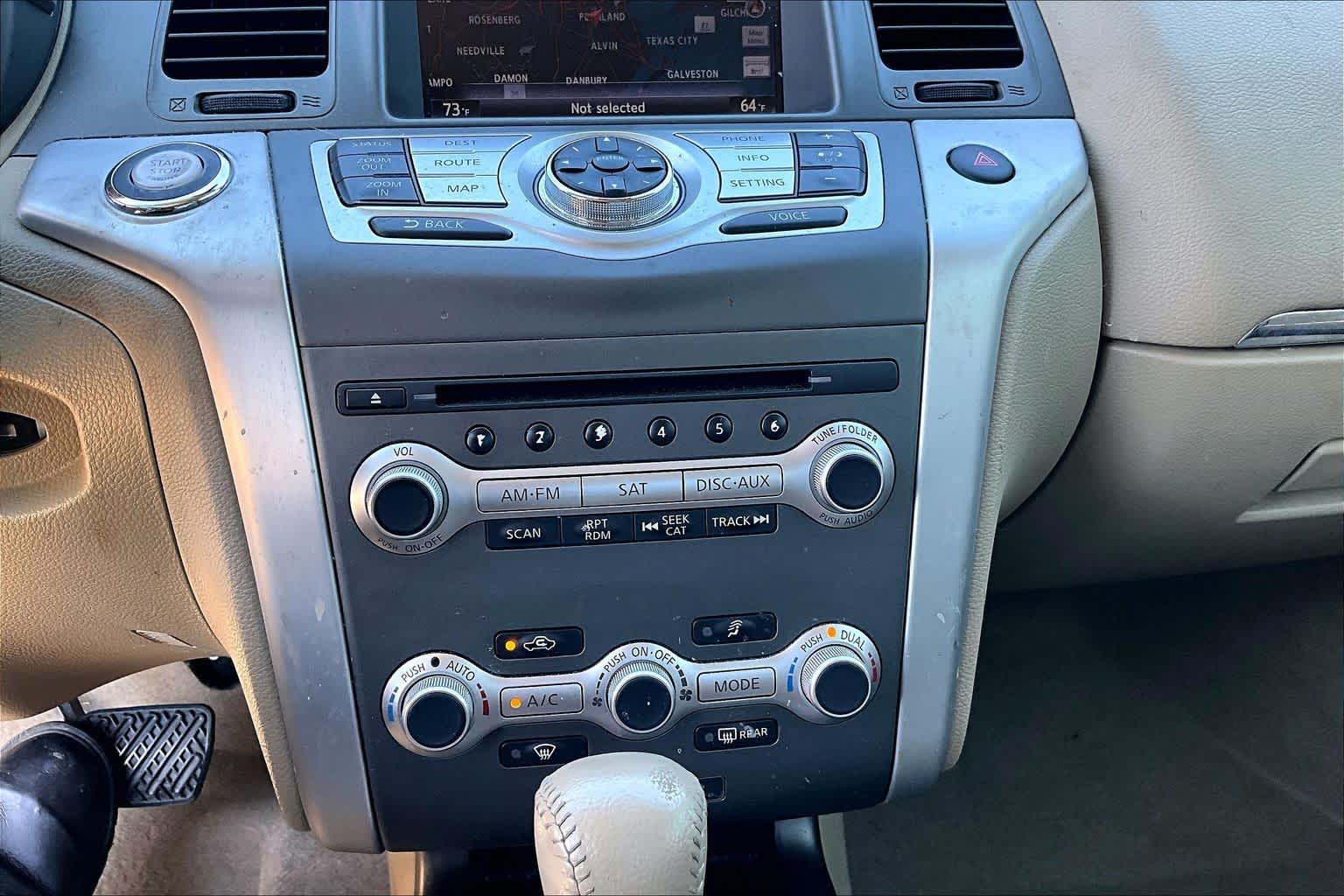 2013 Nissan Murano photo 26 of 28