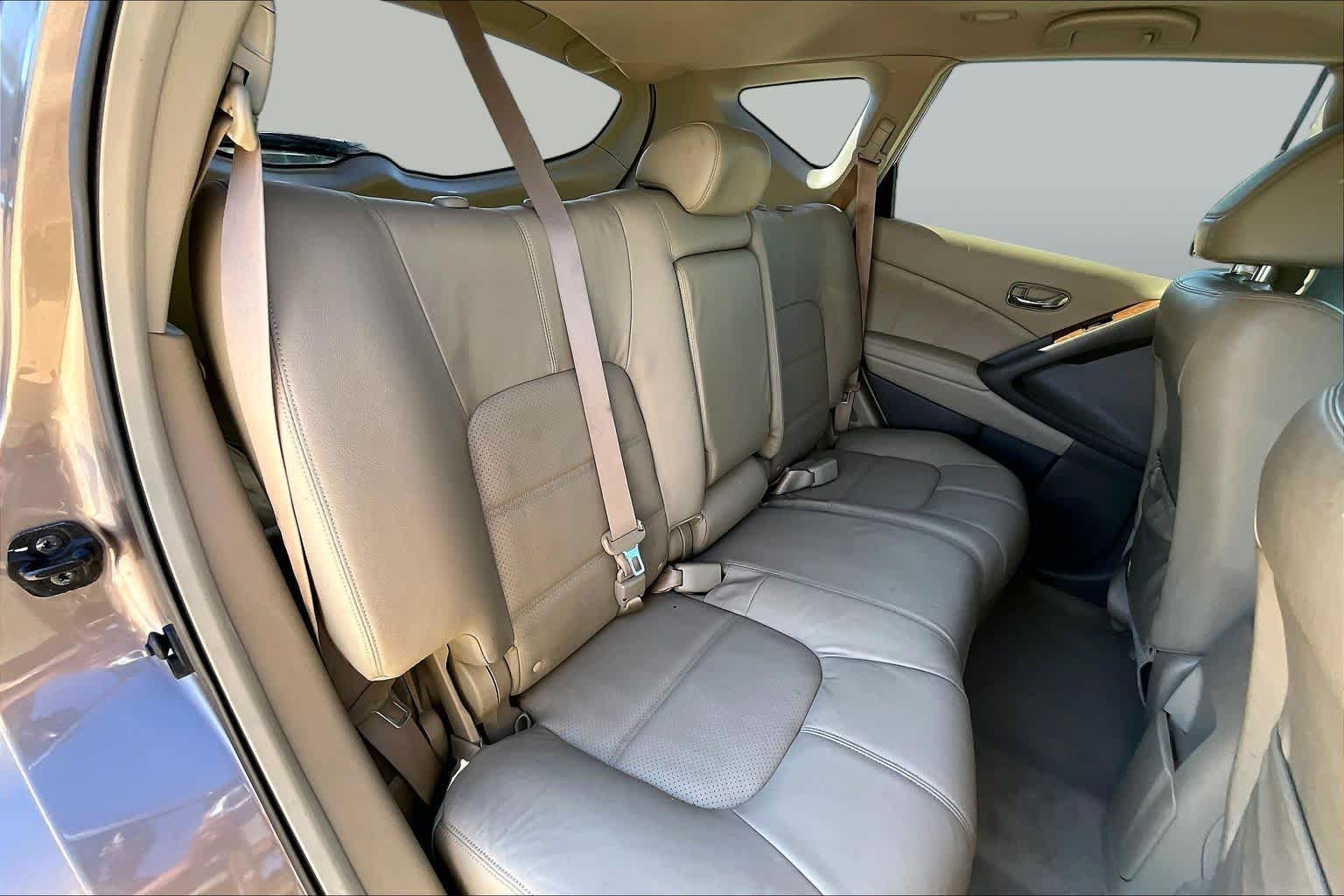 2013 Nissan Murano photo 15 of 28