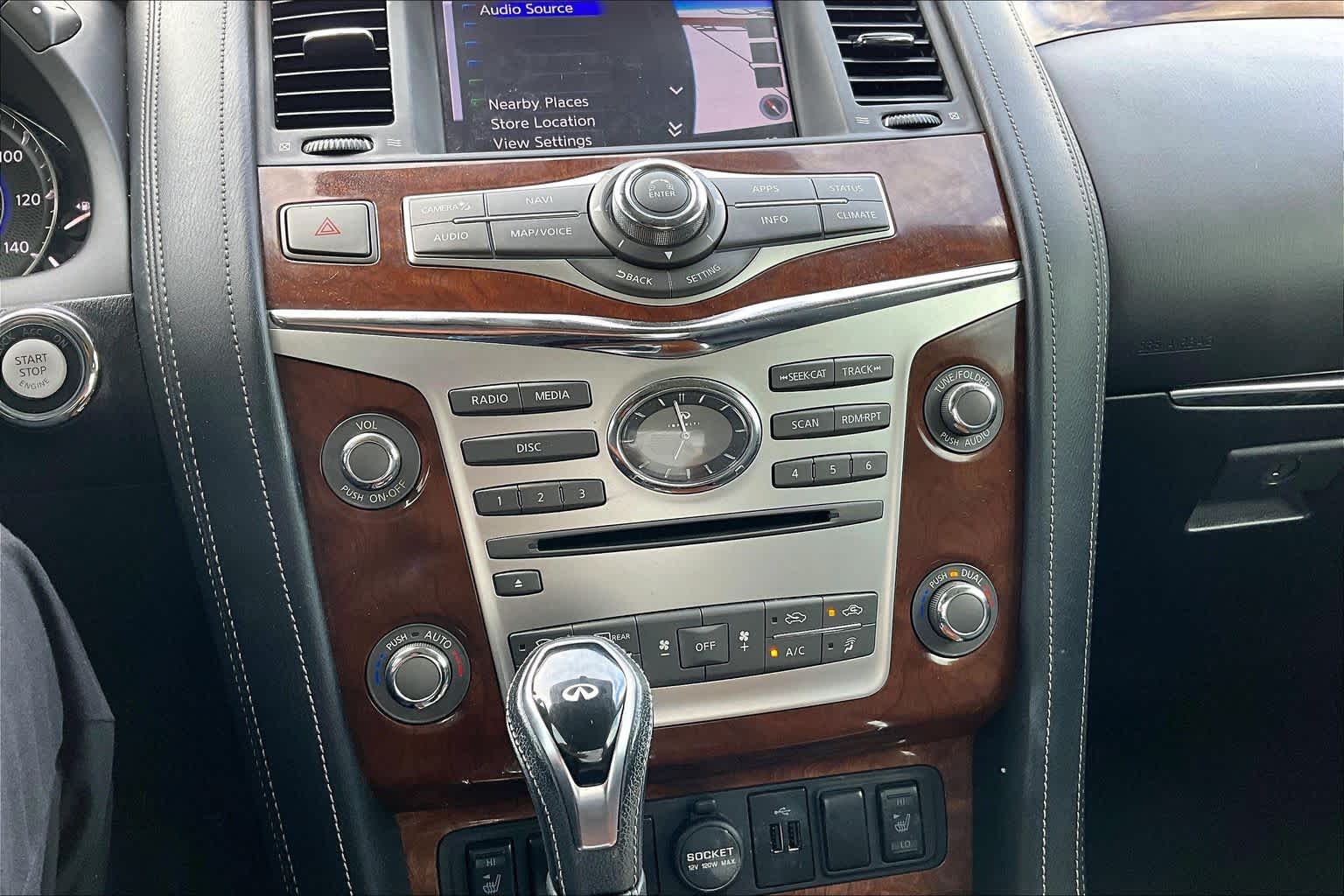 2018 INFINITI QX80 photo 34 of 37