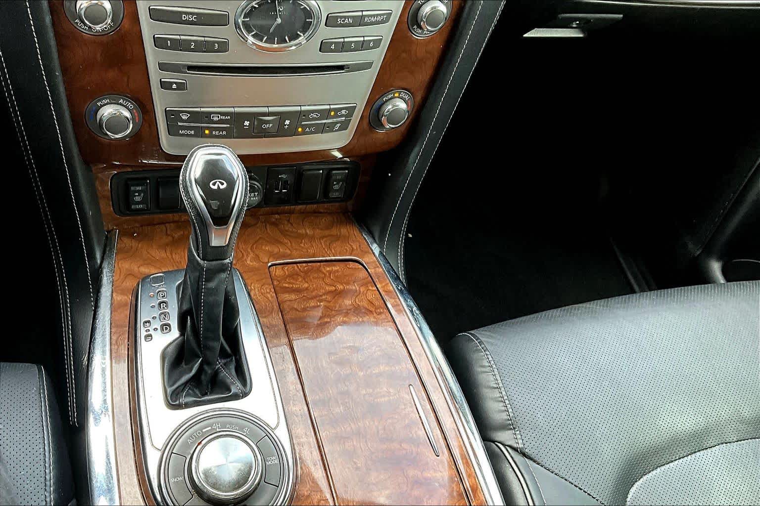 2018 INFINITI QX80 photo 35 of 37