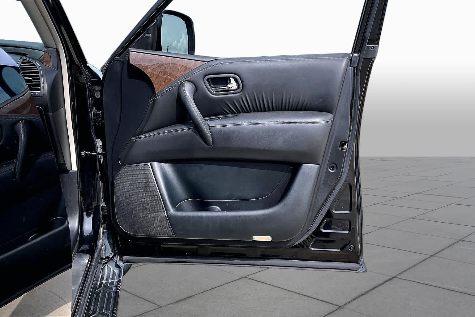 2015 INFINITI QX80  Black Obsidian at AutoNation USA Katy