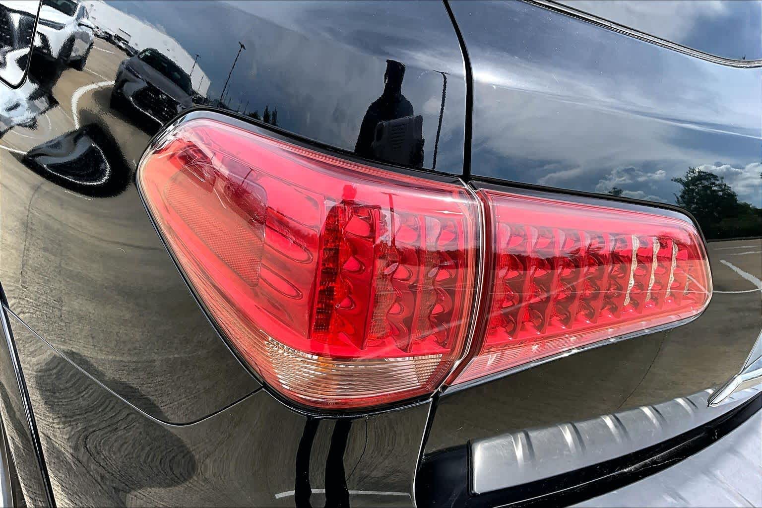 2015 INFINITI QX80  Black Obsidian at AutoNation USA Katy