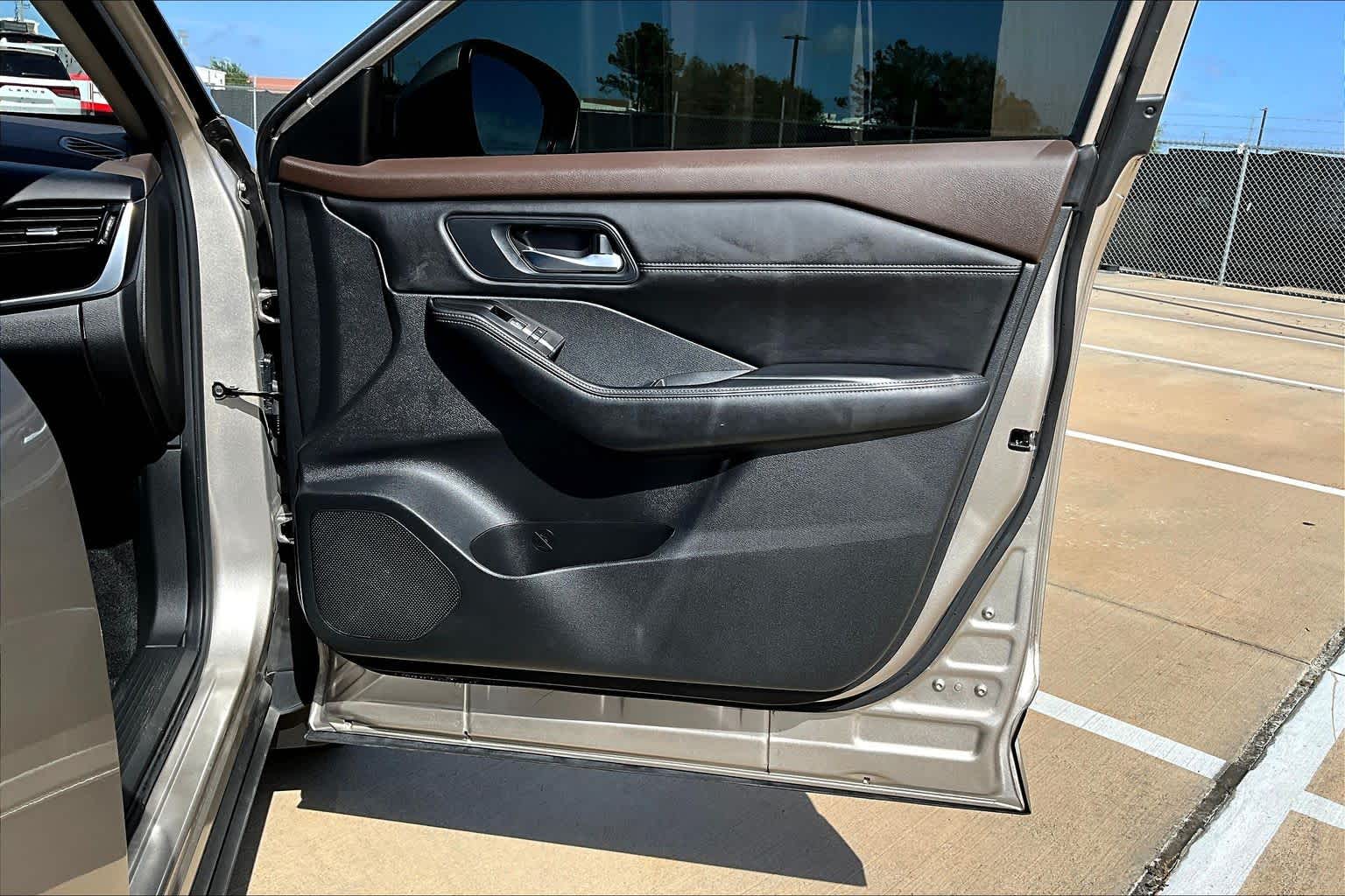 2023 Nissan Rogue SL Champagne Silver Metallic at Lone Star Chevrolet