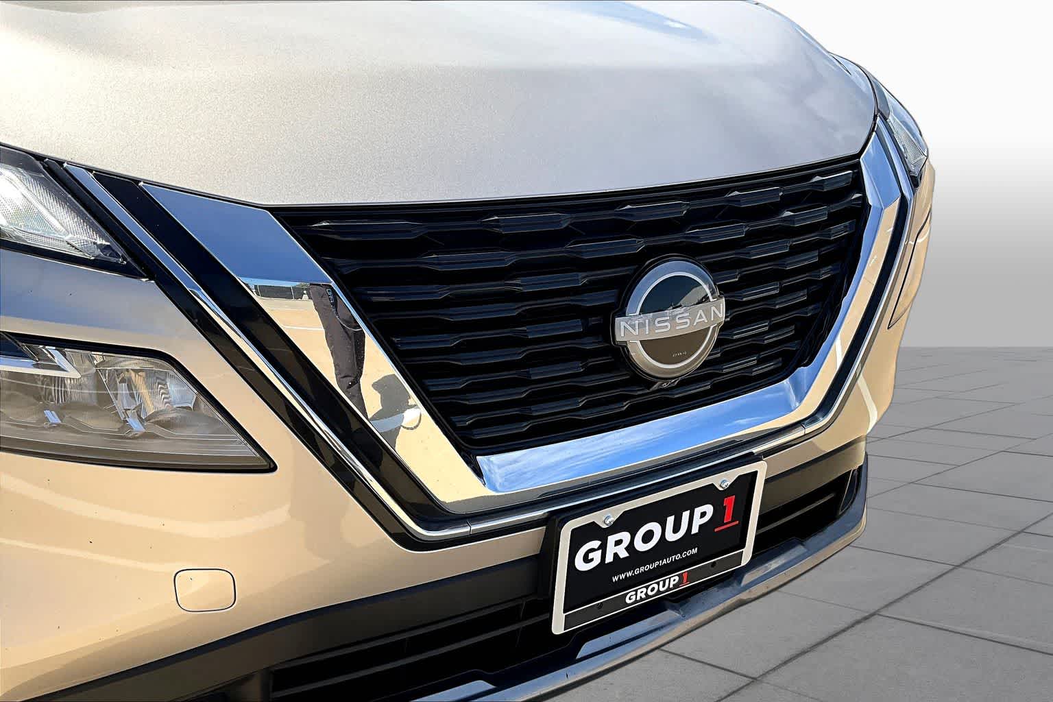 2023 Nissan Rogue SL Champagne Silver Metallic at Group 1 Toyota Southwest