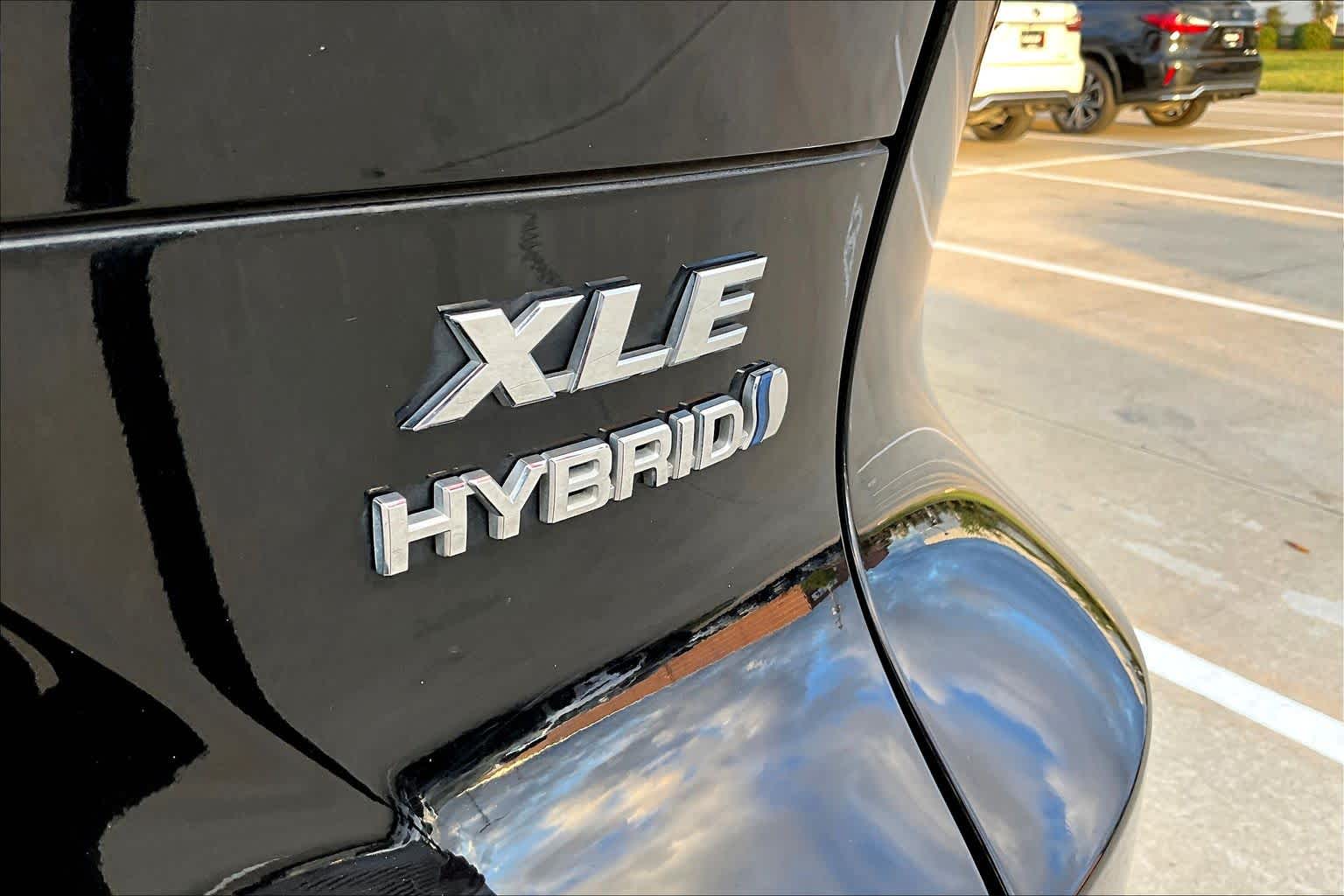 2021 Toyota Venza XLE - 7