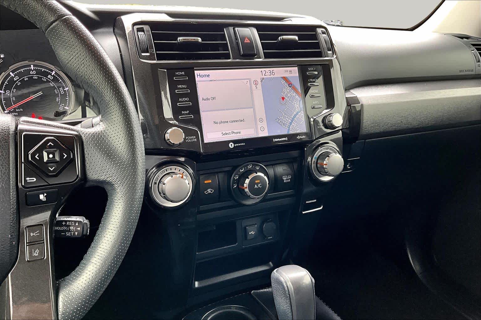 2020 Toyota 4Runner photo 6 of 36