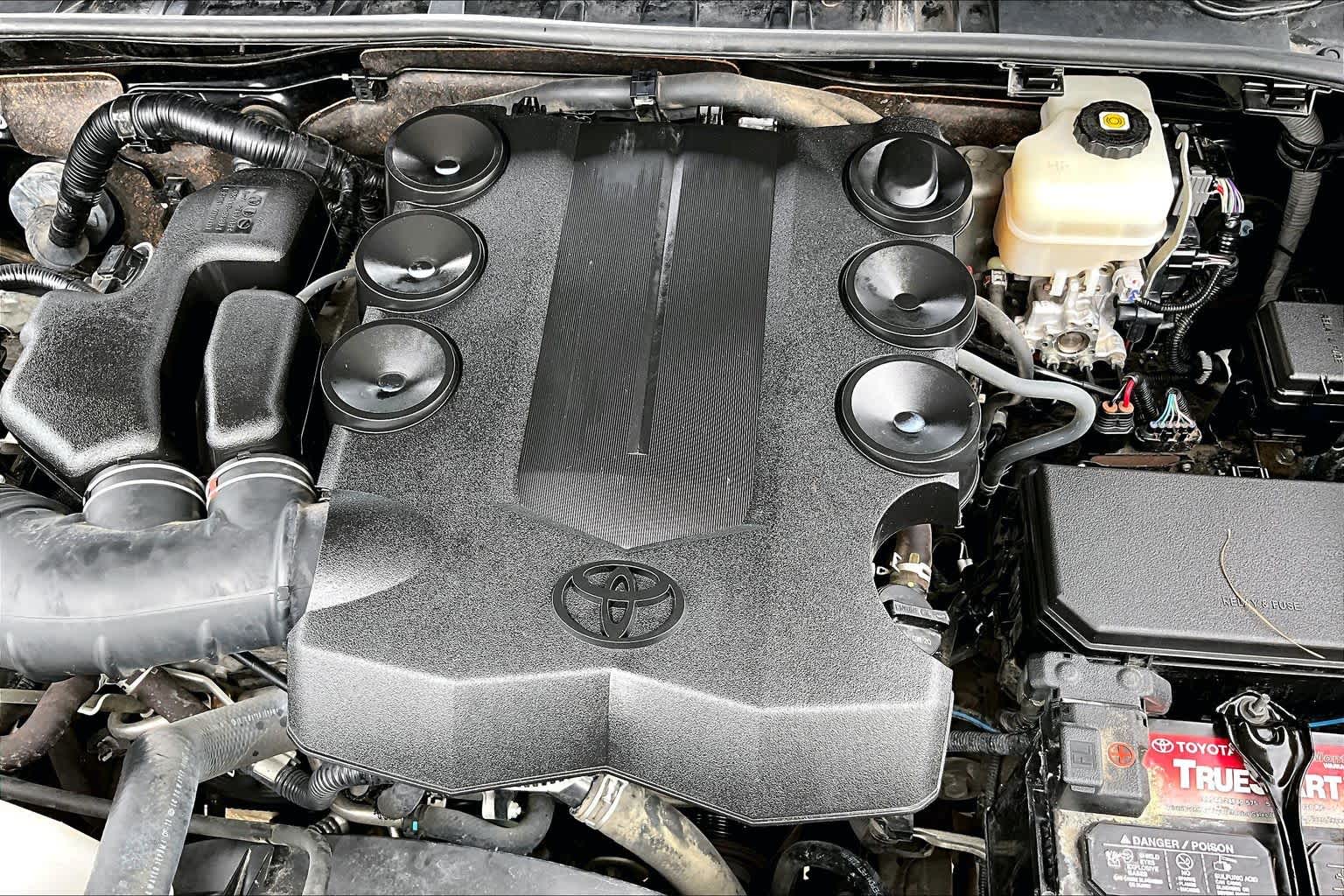2020 Toyota 4Runner photo 32 of 36