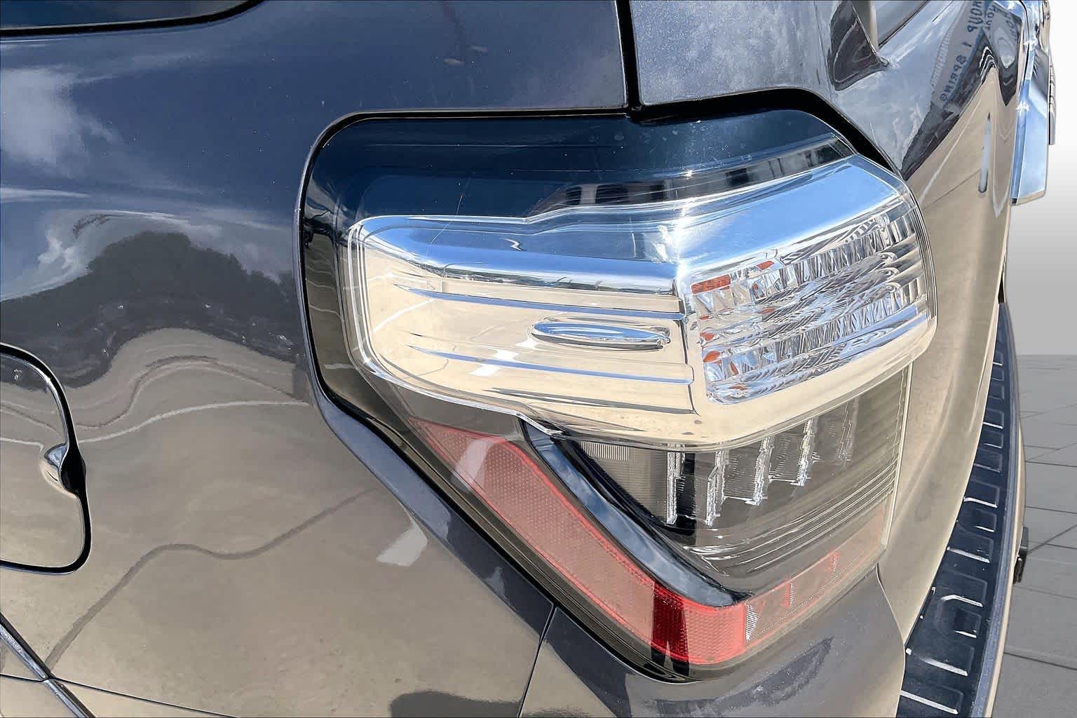 2021 Toyota 4Runner photo 52 of 71