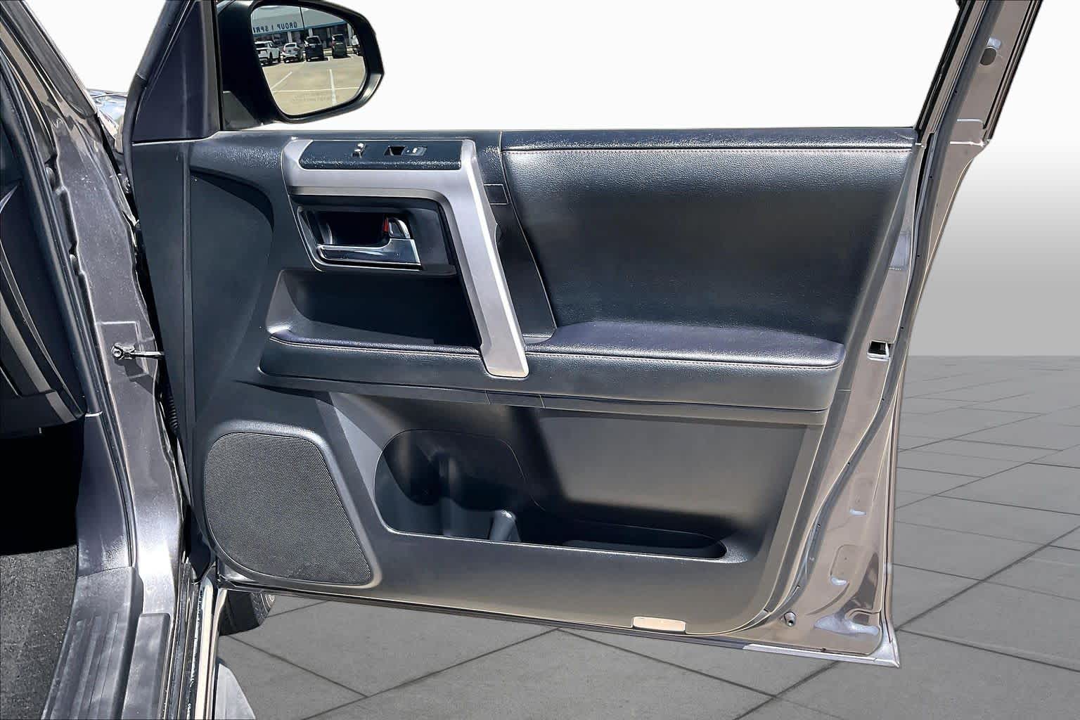 2021 Toyota 4Runner photo 42 of 71