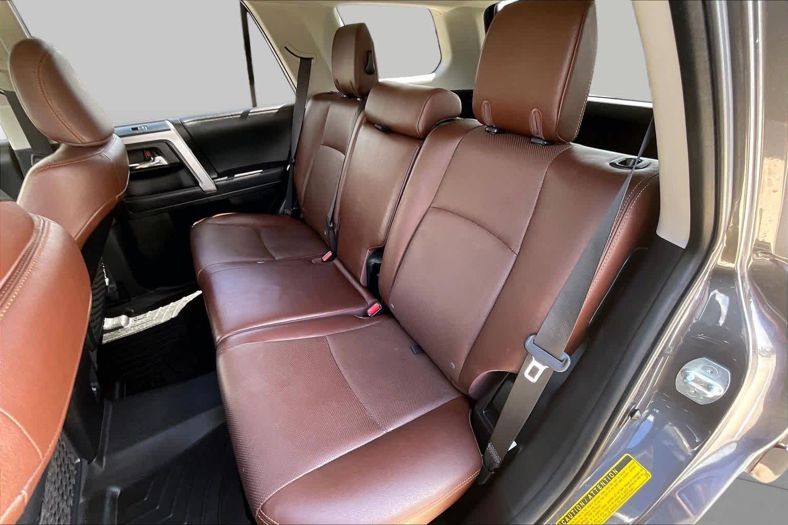 2021 Toyota 4Runner photo 38 of 71