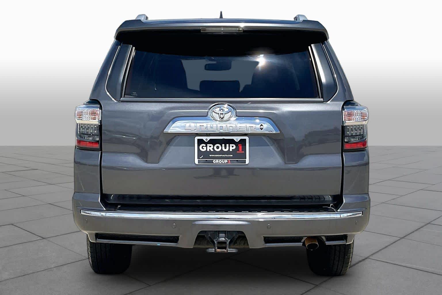 2021 Toyota 4Runner photo 8 of 71
