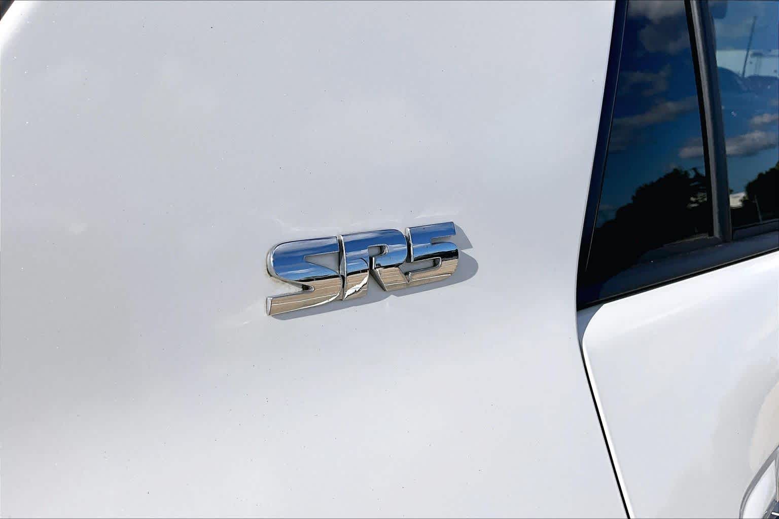 2011 Toyota 4Runner SR5 Blizzard Pearl at Beck & Masten Kia