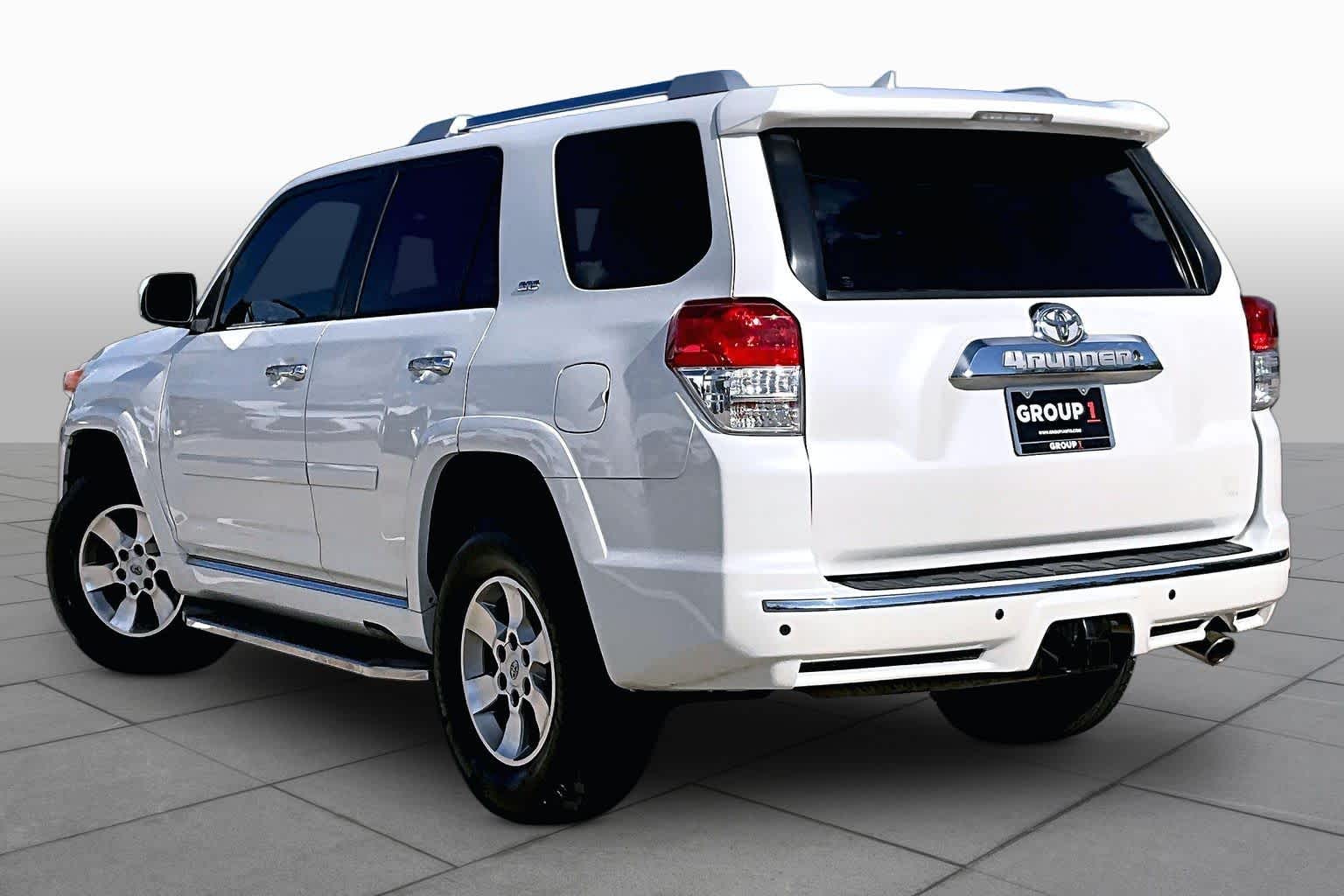 2011 Toyota 4Runner SR5 Blizzard Pearl at Beck & Masten Kia