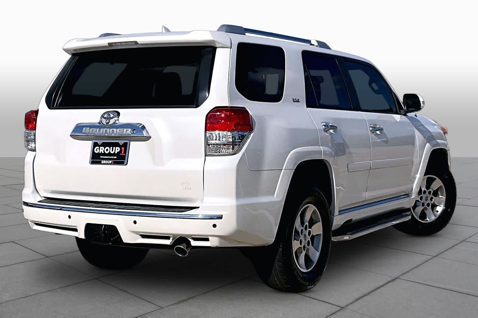 2011 Toyota 4Runner SR5 Blizzard Pearl at Beck & Masten Kia