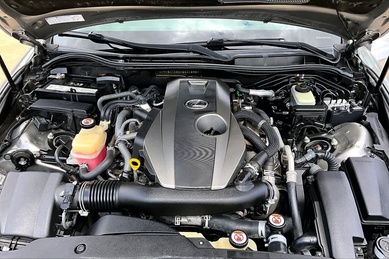 2017 Lexus IS Turbo F Sport photo 31 of 35