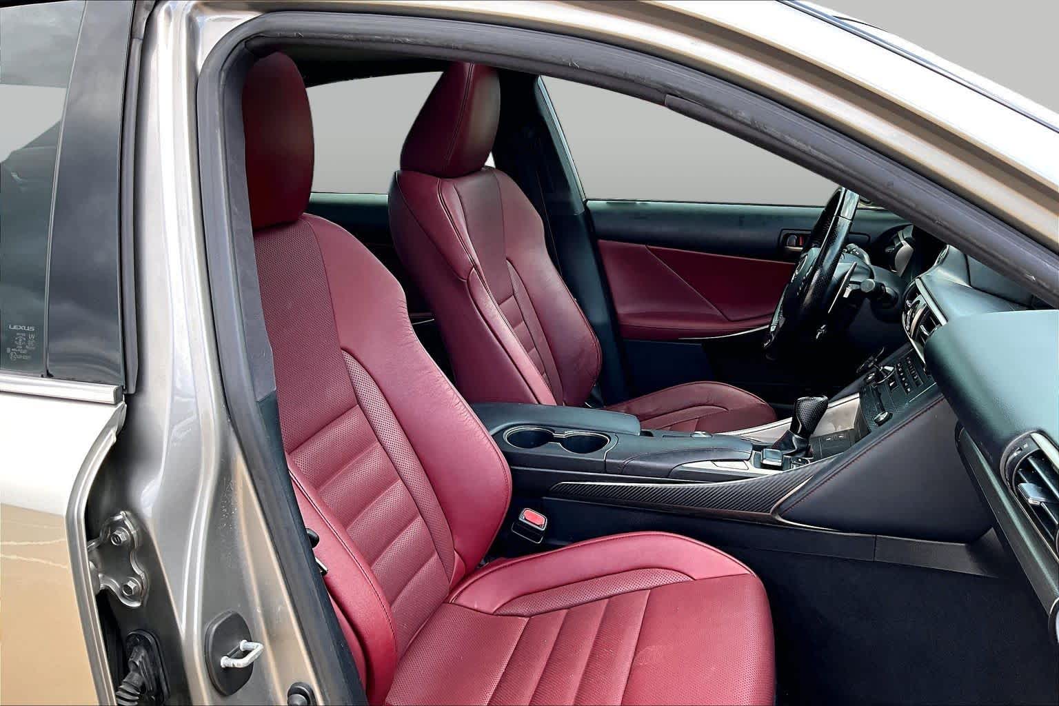 2017 Lexus IS Turbo F Sport photo 9 of 35