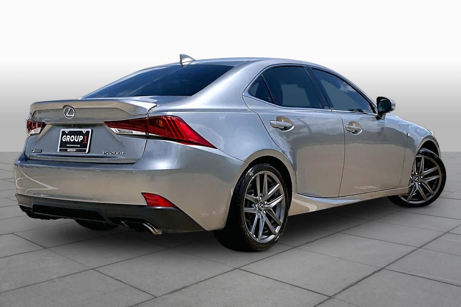 2017 Lexus IS Turbo F Sport photo 13 of 35