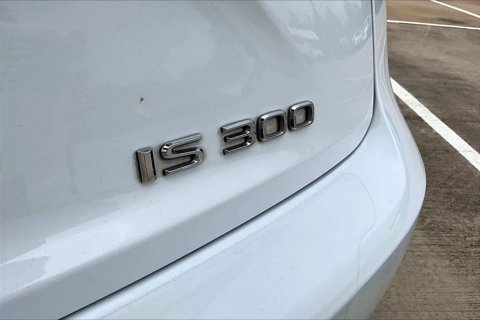 2018 Lexus IS 300 F Sport - 9