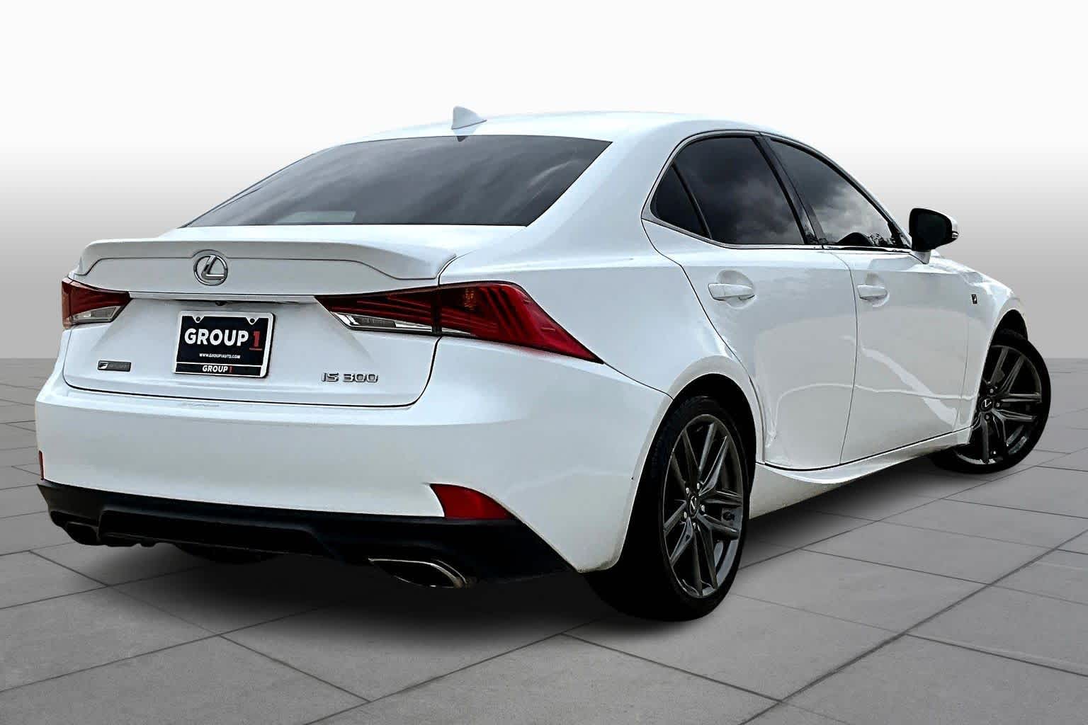 2018 Lexus IS 300 F Sport - 11