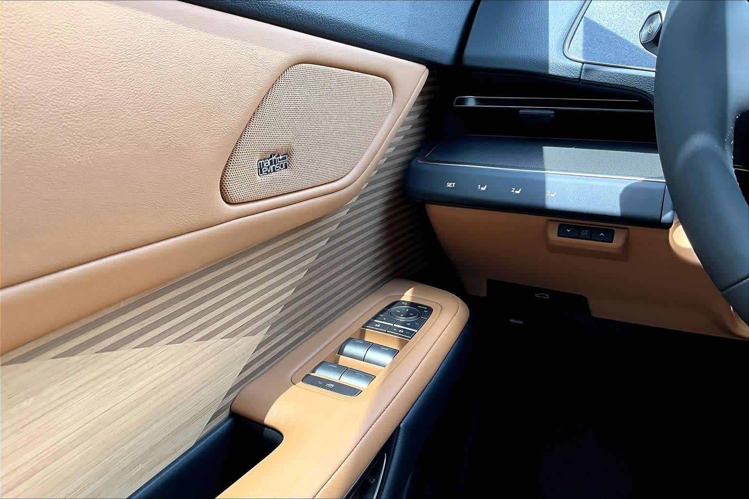 2026 Lexus ES 350e Luxury  Caviar at Lexus Southwest Houston