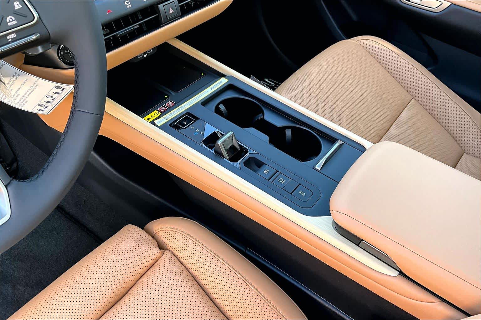 2026 Lexus ES 500e Luxury - 6