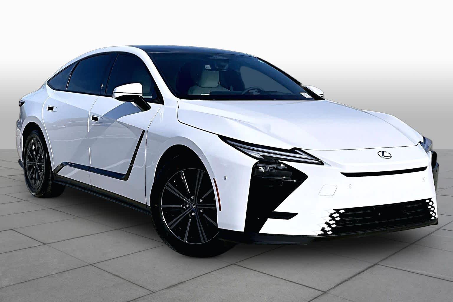 2026 Lexus ES 350h photo 2 of 22