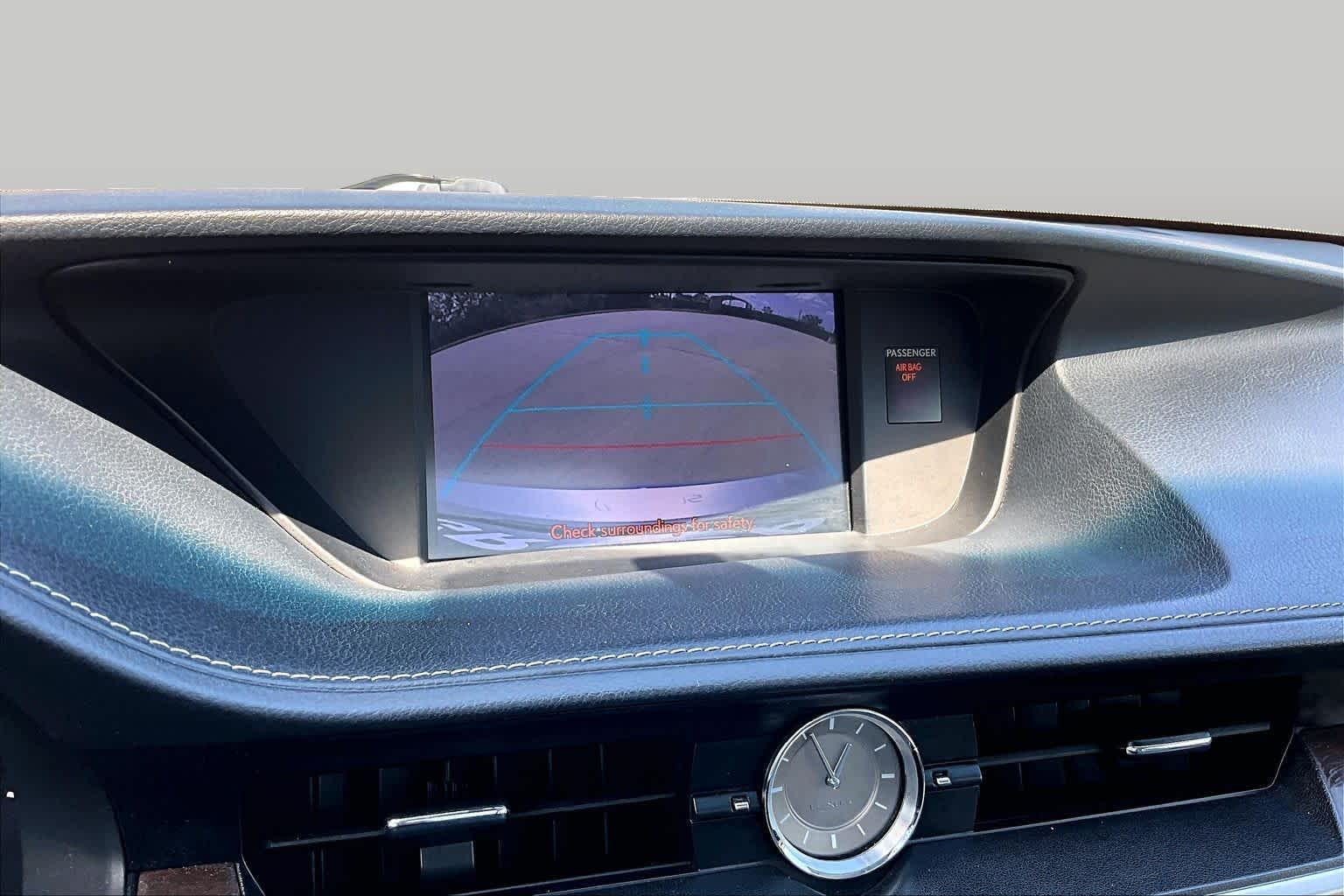 2014 Lexus ES 350 photo 27 of 37