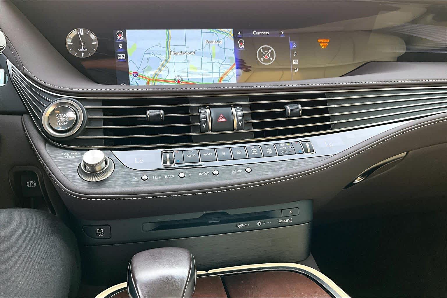 2020 Lexus LS 500 photo 33 of 35