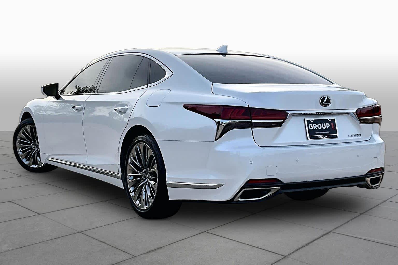 2020 Lexus LS 500 photo 11 of 35