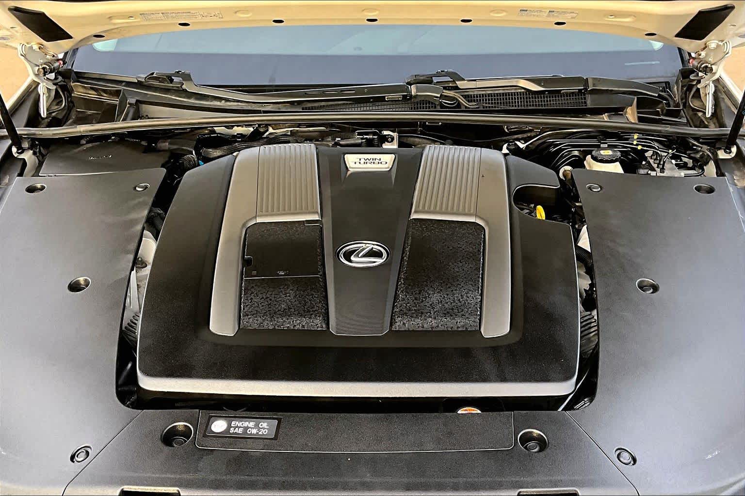 2020 Lexus LS 500 photo 31 of 35