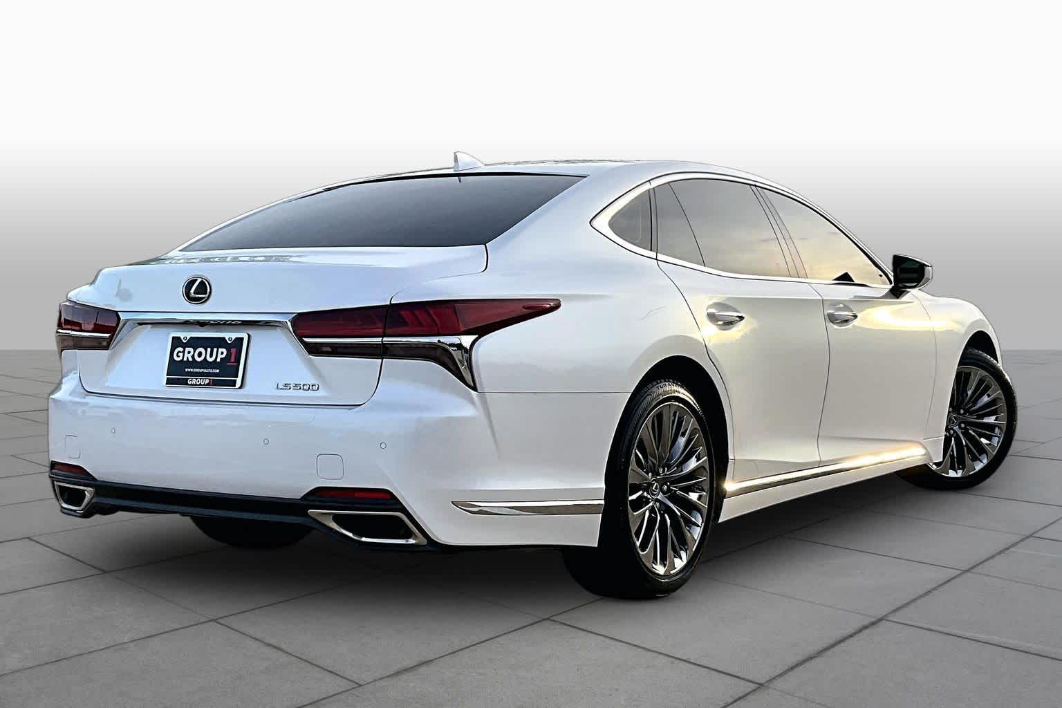 2020 Lexus LS 500 photo 12 of 35