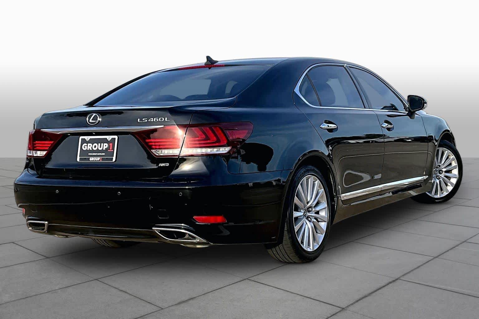2013 Lexus LS 460 photo 12 of 35
