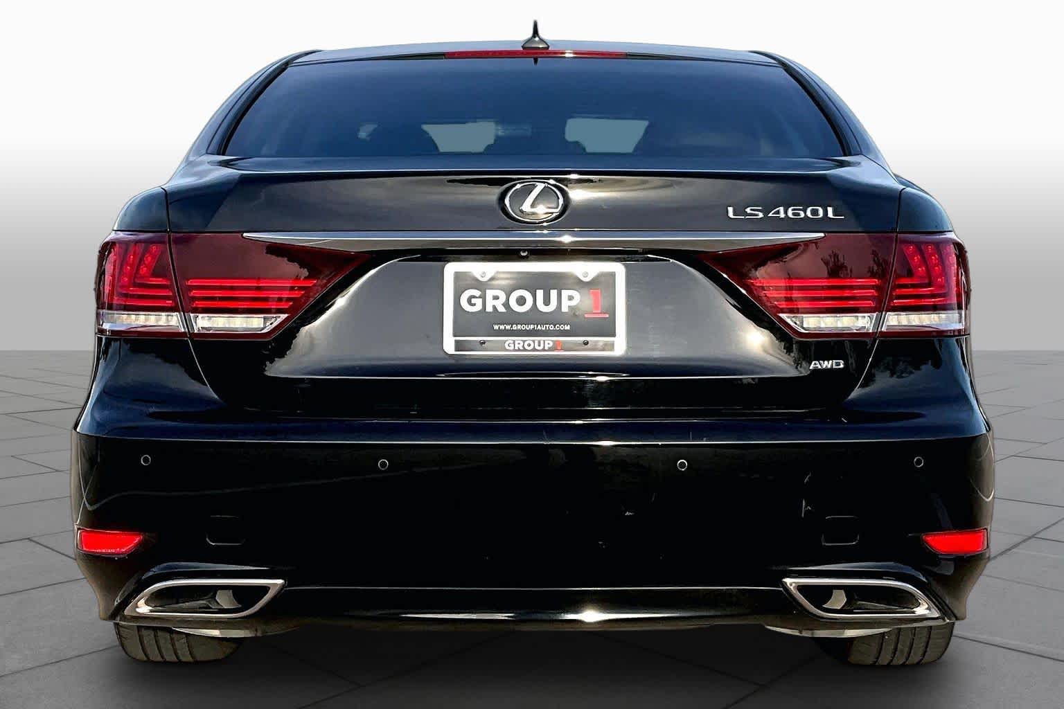 2013 Lexus LS 460 photo 4 of 35