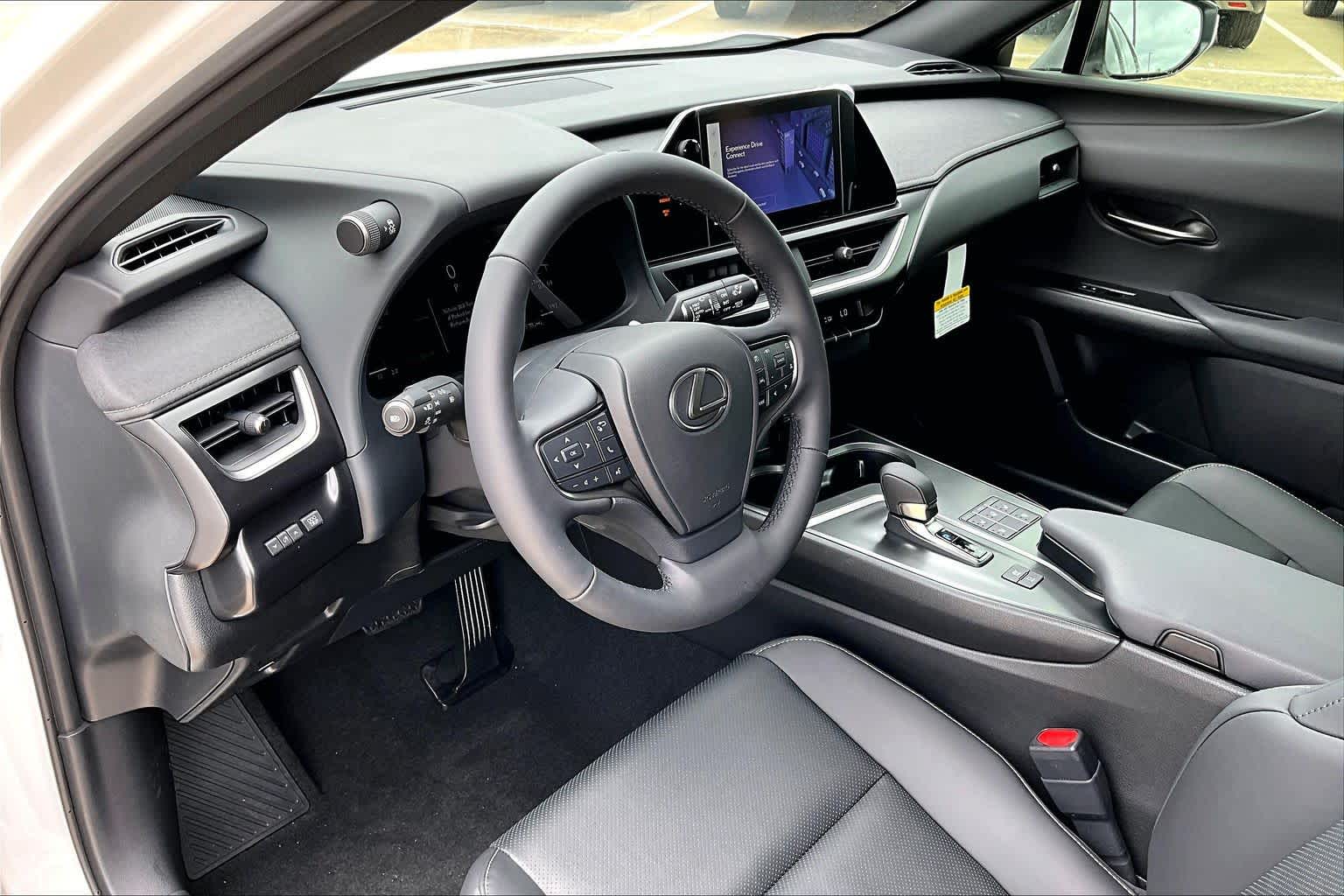 2026 Lexus UX 300h Premium - 7