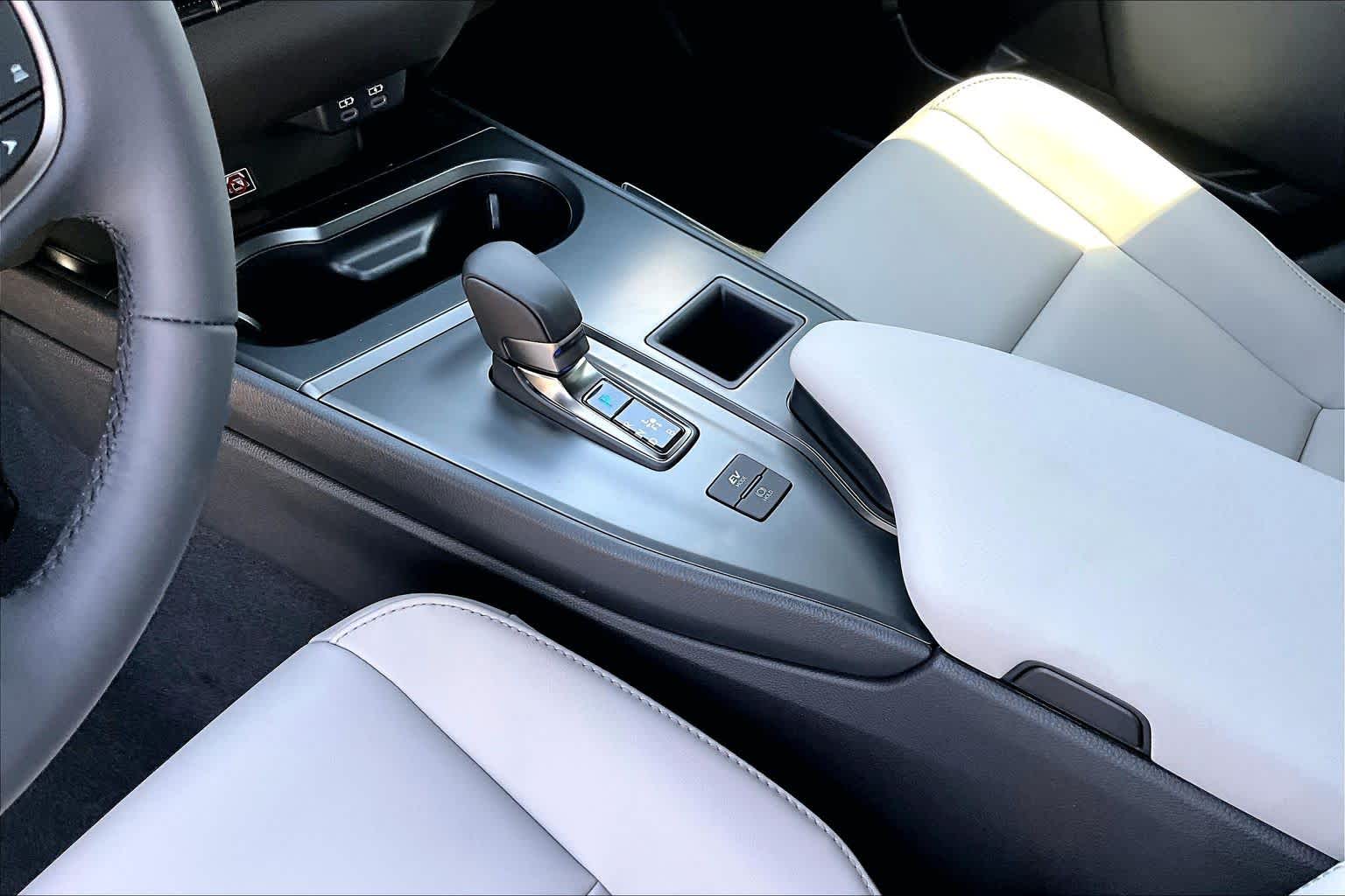 2026 Lexus UX 300h  Nori Green Pearl at Lexus Southwest Houston