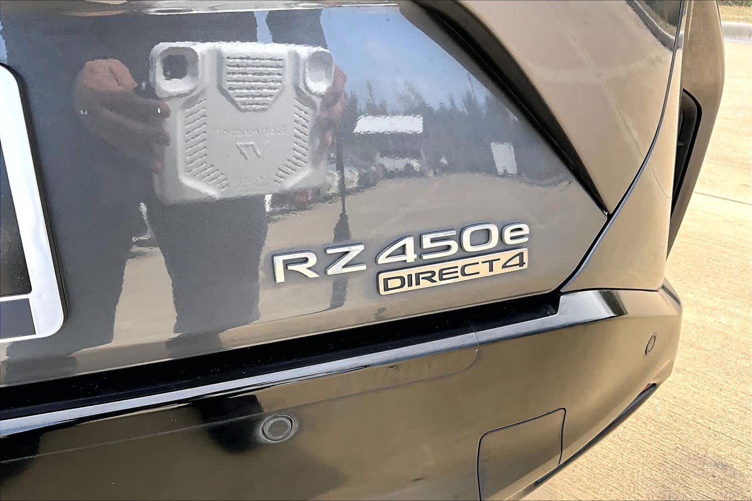 2023 Lexus RZ Luxury  - 8