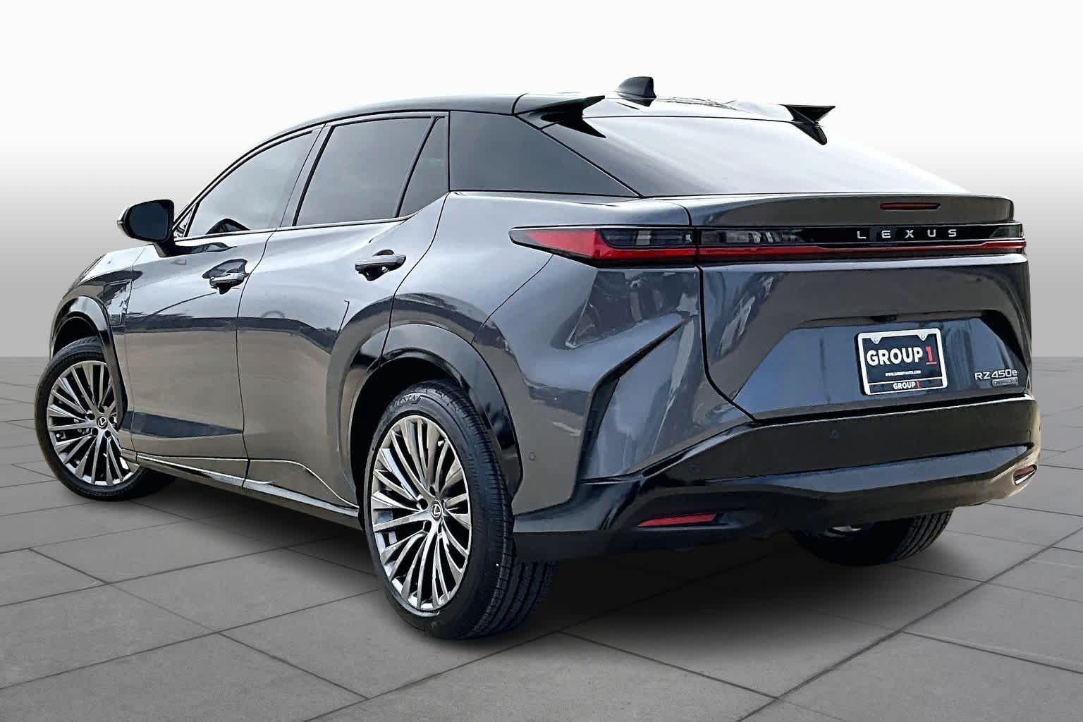 2023 Lexus RZ Luxury  - 10