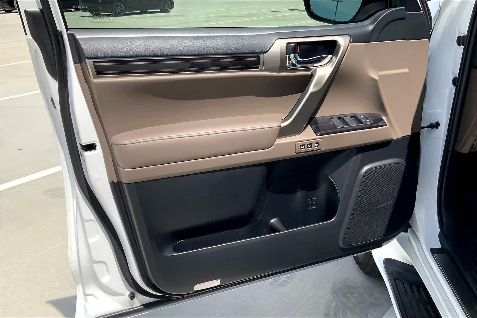 2020 Lexus GX 460 Premium  Starfire Pearl at Lexus Southwest Houston