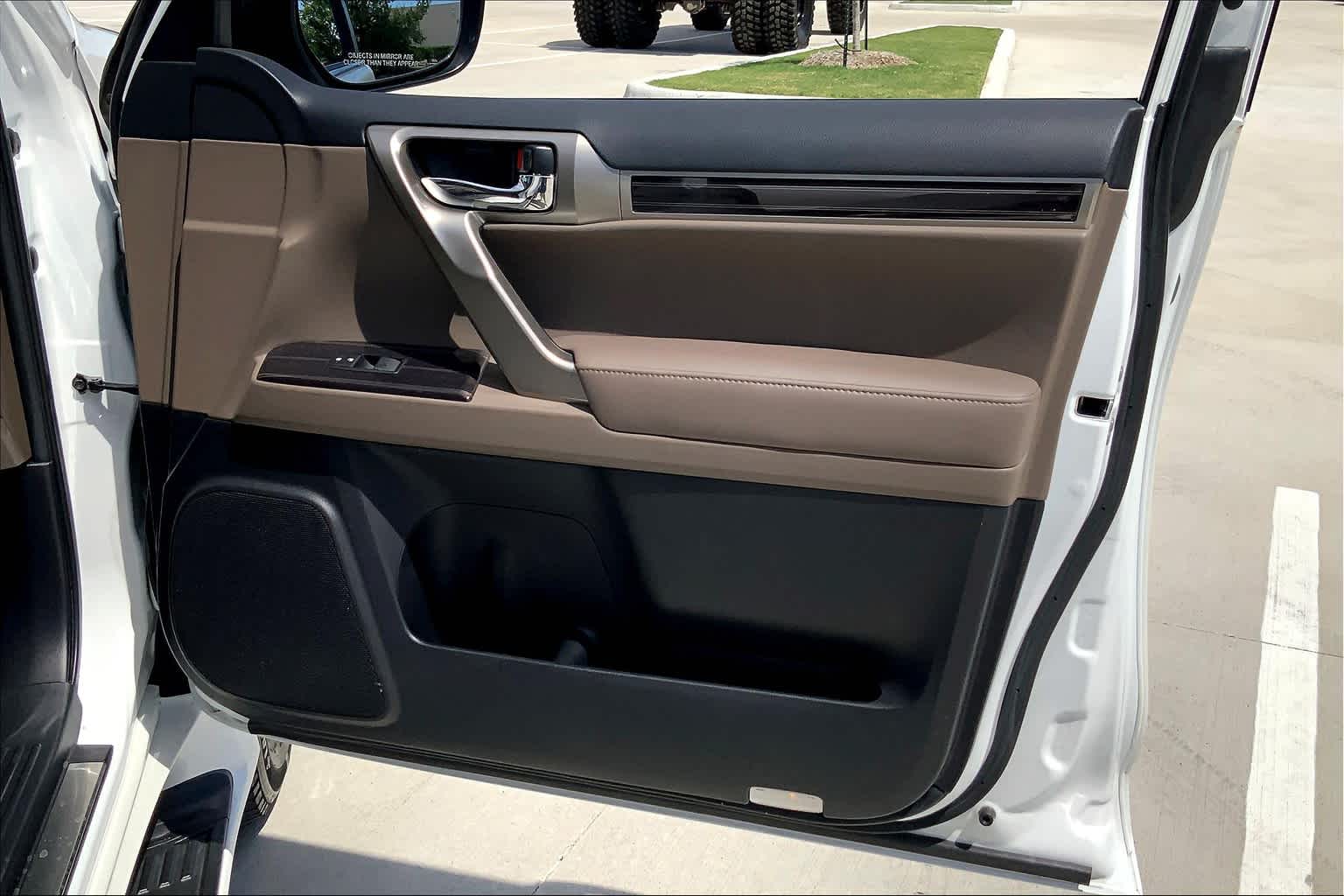 2020 Lexus GX 460 Premium  Starfire Pearl at Lexus Southwest Houston