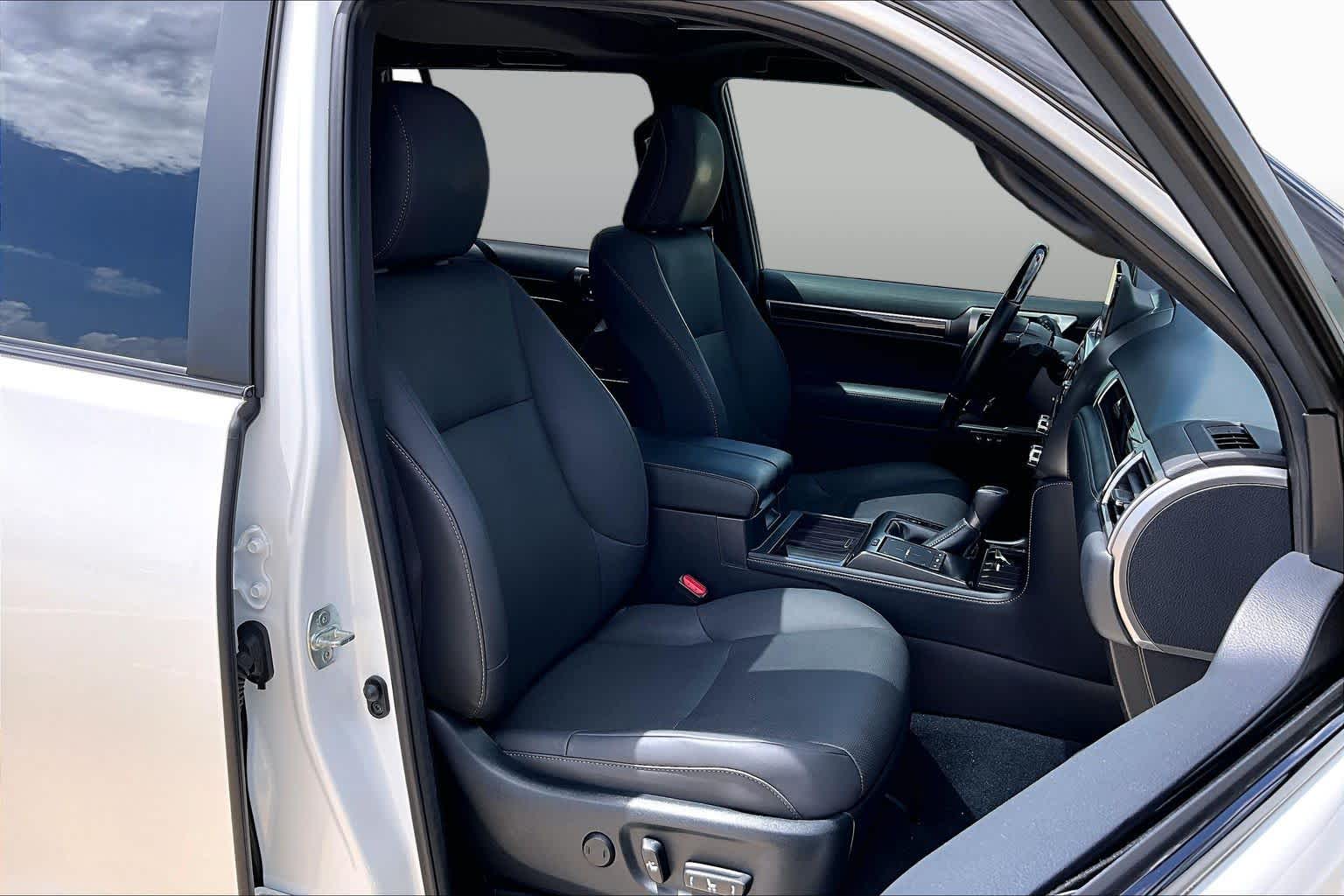2022 Lexus GX 460 Premium  Starfire Pearl at Lexus Southwest Houston