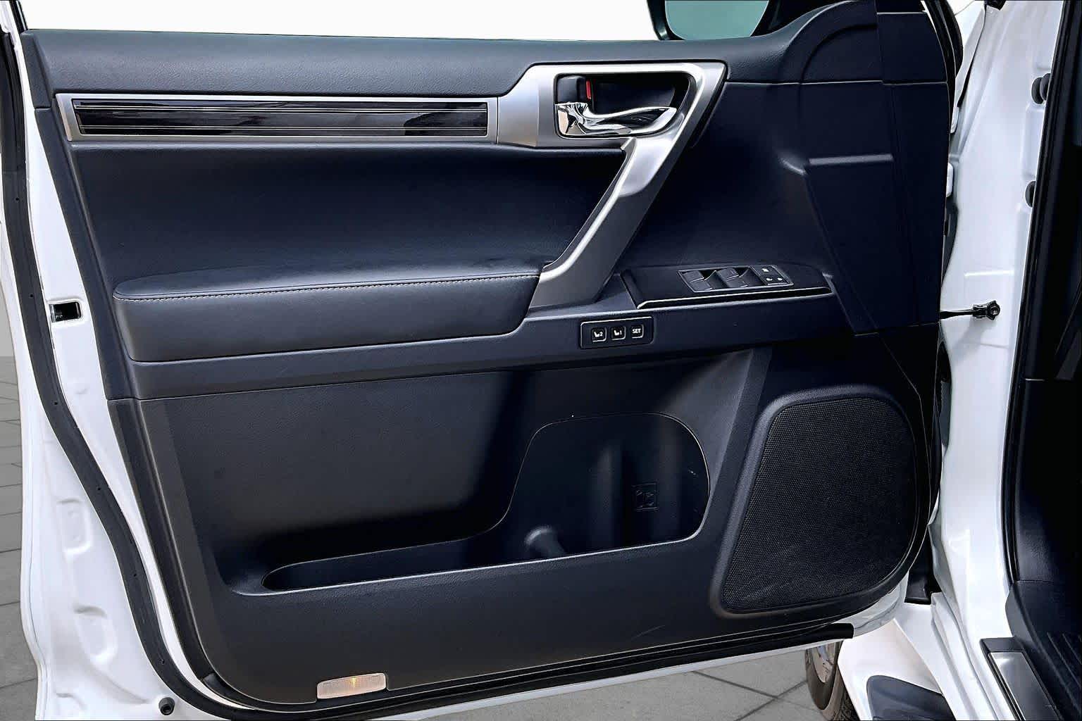 2022 Lexus GX 460 Premium  Starfire Pearl at Lexus Southwest Houston