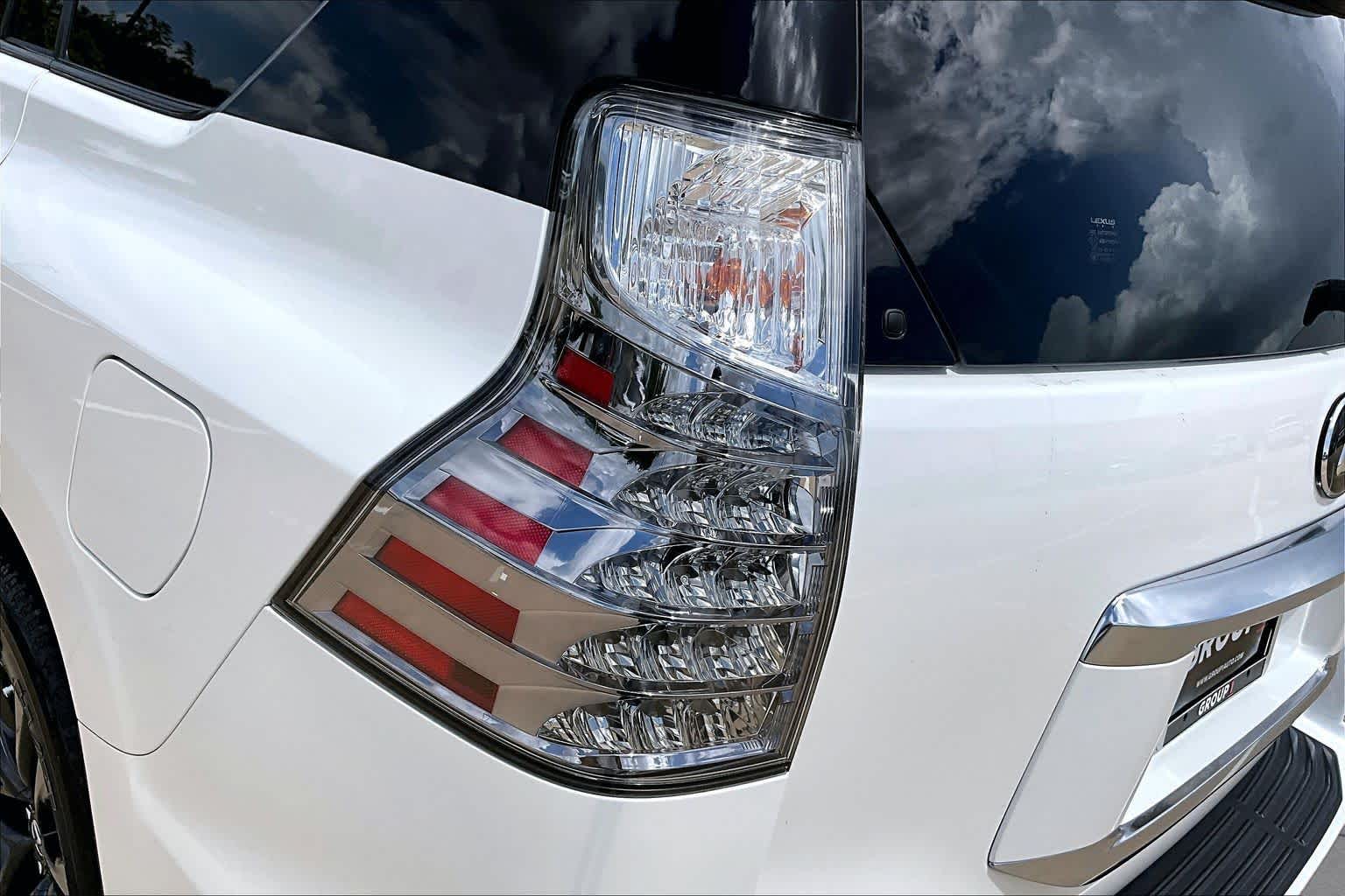 2022 Lexus GX 460 Premium  Starfire Pearl at Lexus Southwest Houston