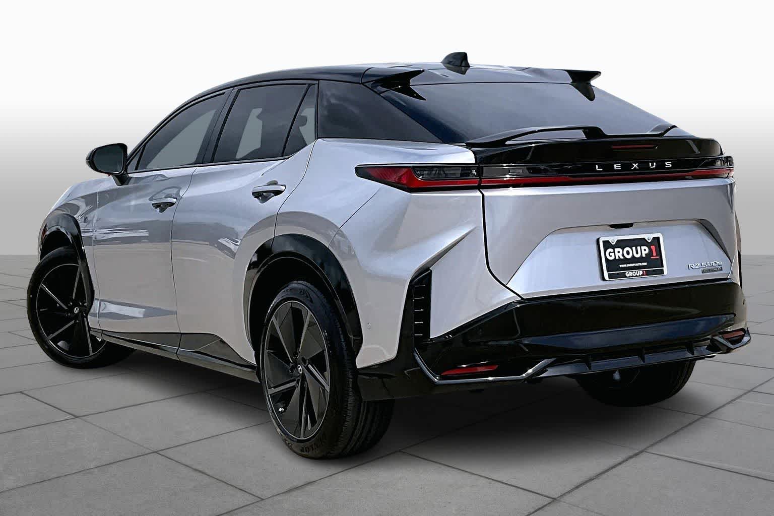 2026 Lexus RZ 550e F SPORT - 11