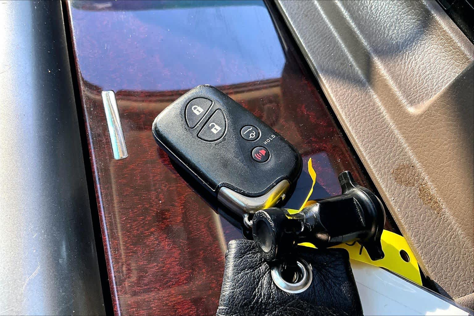 2015 Lexus GX 460 photo 14 of 34